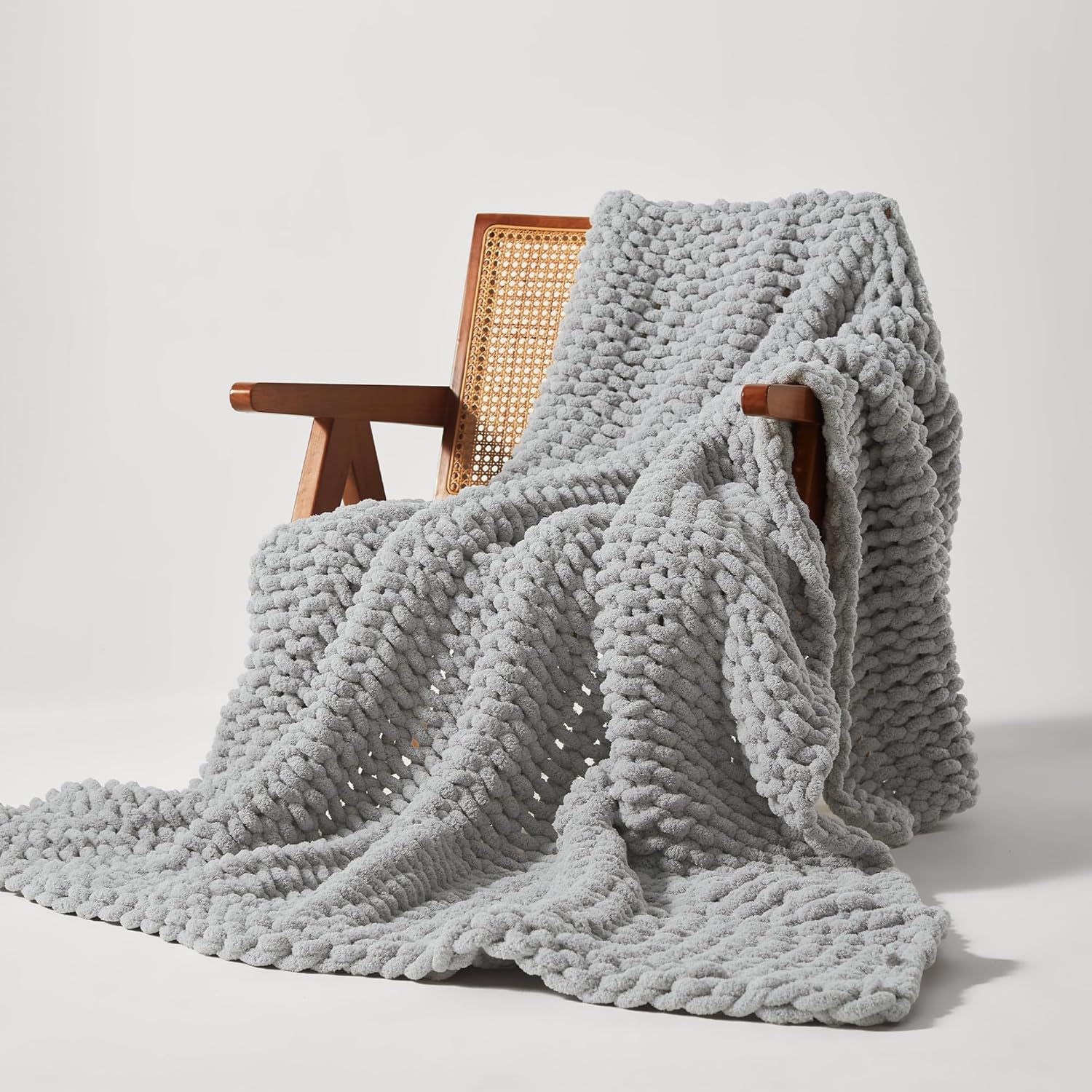 Handmade Chunky Knit Throw Blanket - Heavy & Cozy for Couch and Bed