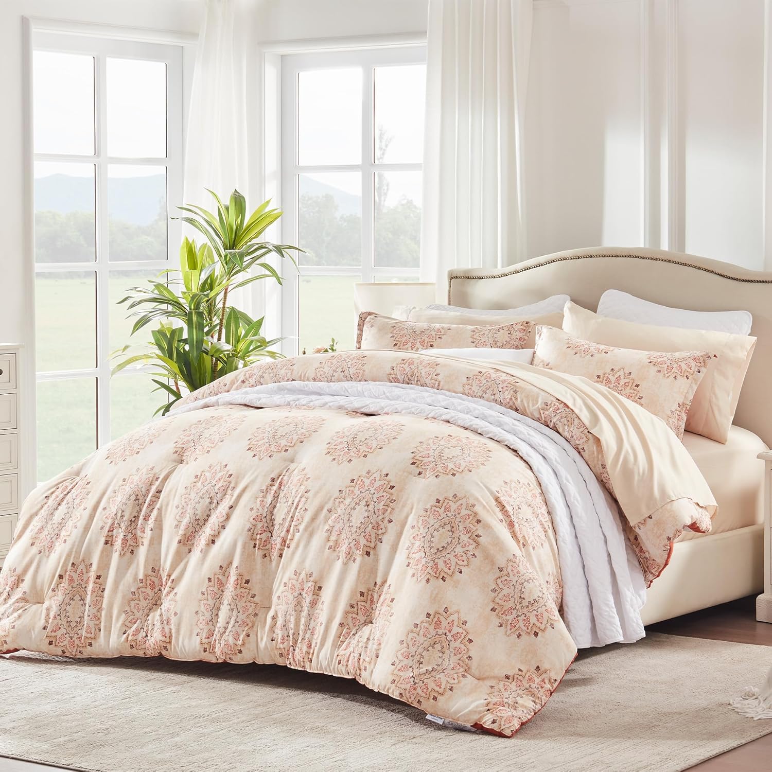 Luxury Craftsmanship Comforter