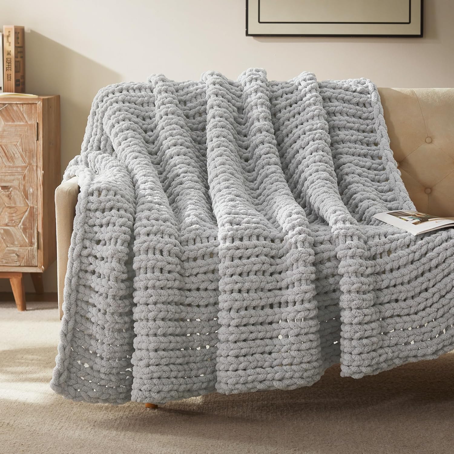 Handmade Chunky Knit Throw Blanket - Heavy & Cozy for Couch and Bed