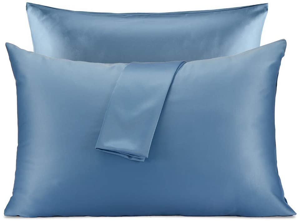 Sleep Zone® Luxe Norishing Skin-friendly Satin Pillowcases.